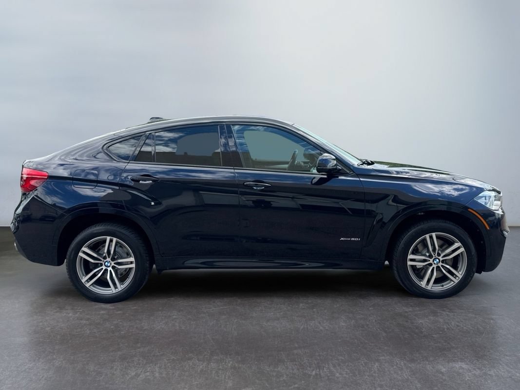 Used 2019 BMW X6 xDrive50i w/ M Sport Package AWD/4WD image 4
