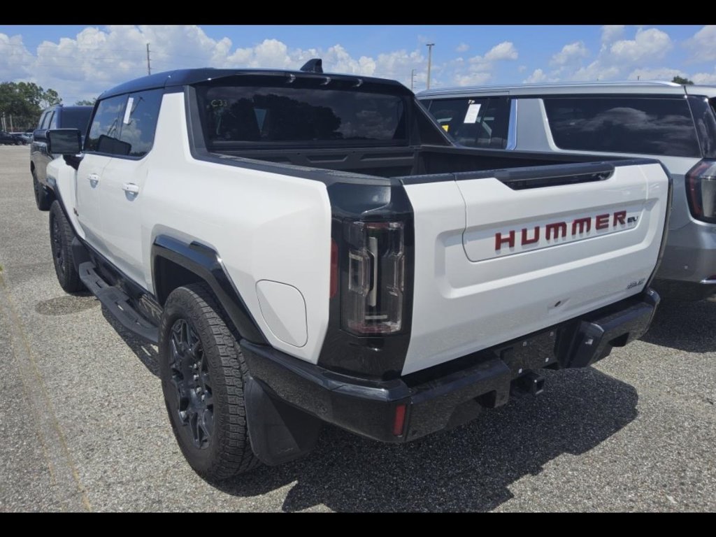 Used 2025 GMC Hummer EV 2X w/ LPO, Sport Package AWD/4WD image 5