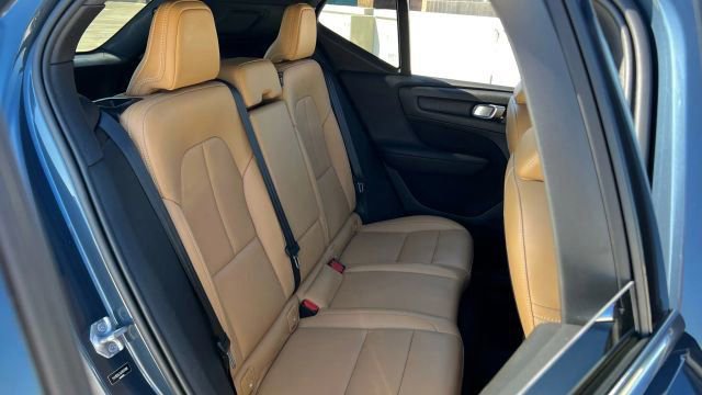 Used 2019 Volvo XC40 T5 Inscription image 21