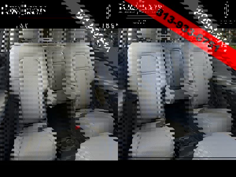 New 2026 Lincoln Aviator 2WD image 11