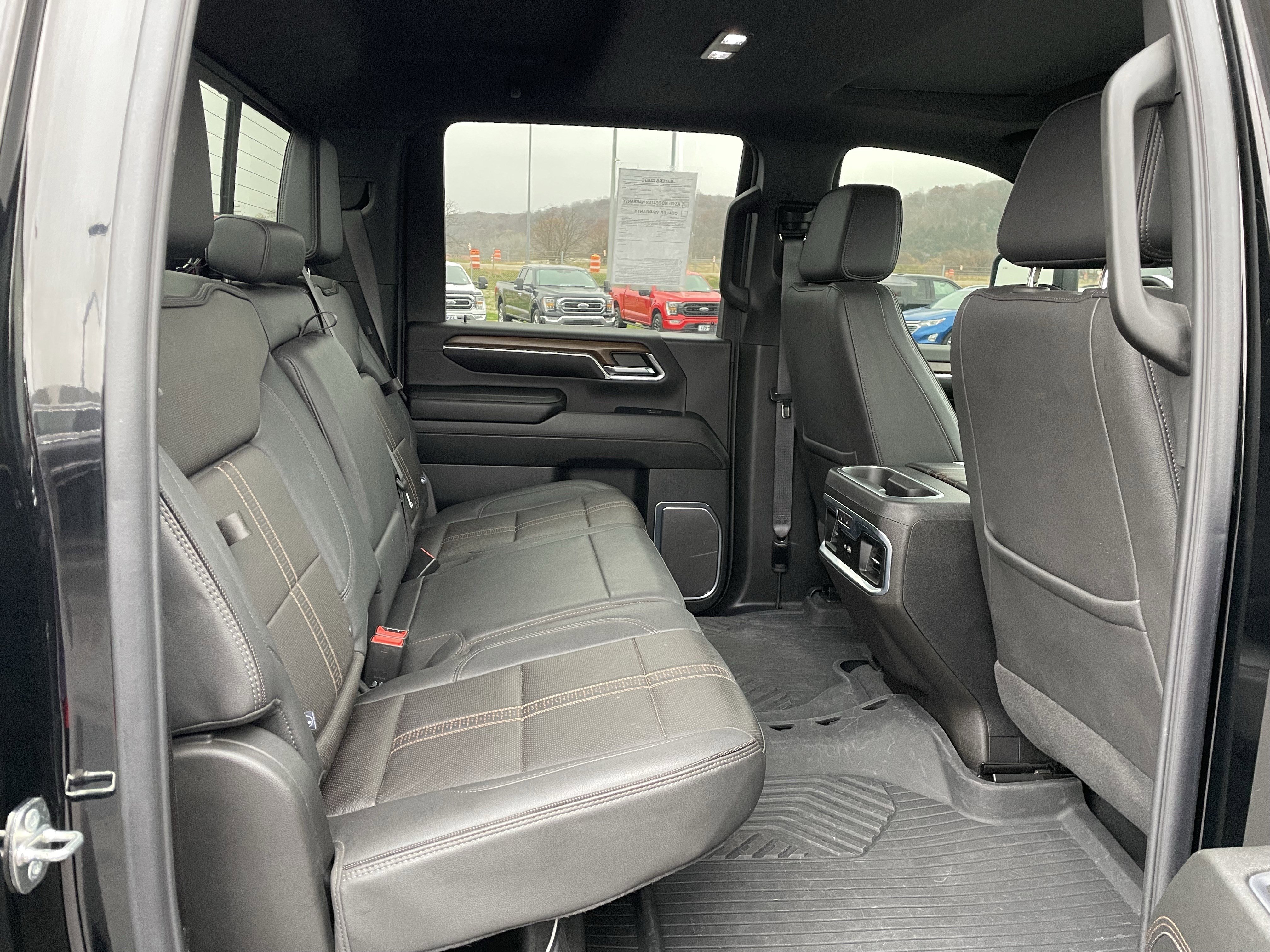 Used 2024 Chevrolet Silverado 2500 High Country w/ Midnight Edition image 35