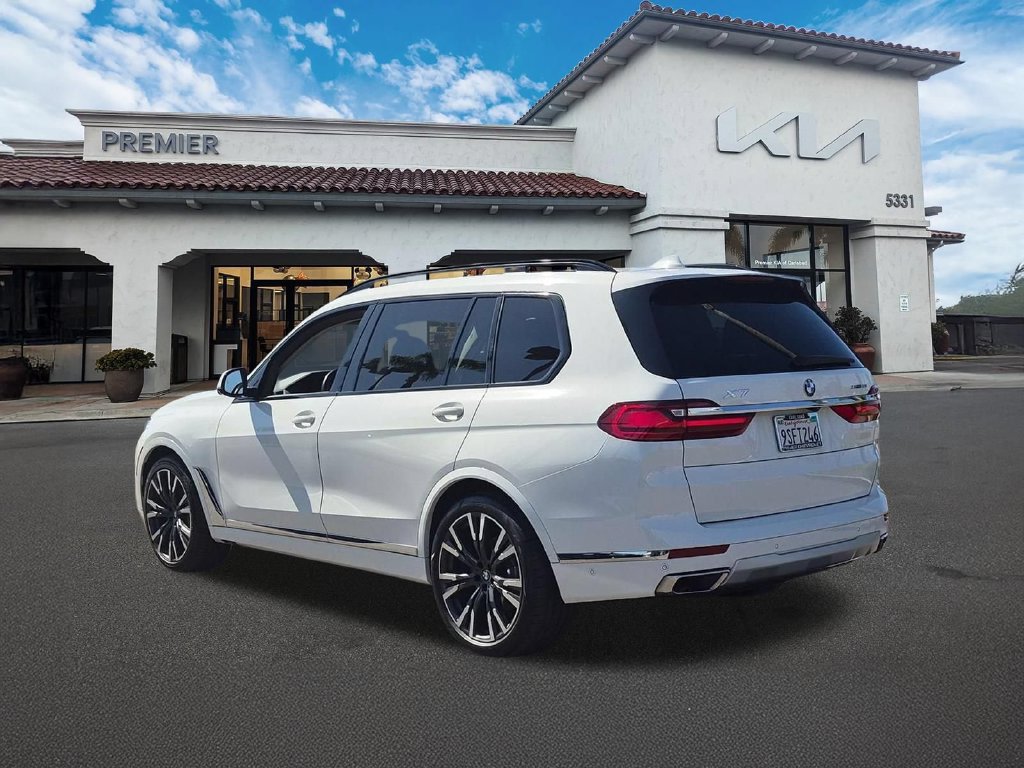 Used 2022 BMW X7 xDrive40i w/ Premium Package AWD/4WD image 6