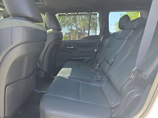 Used 2025 Lexus GX 550 AWD/4WD image 29