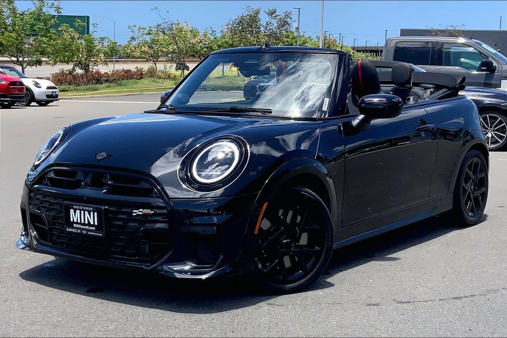 Used 2026 MINI Cooper S FWD image 2
