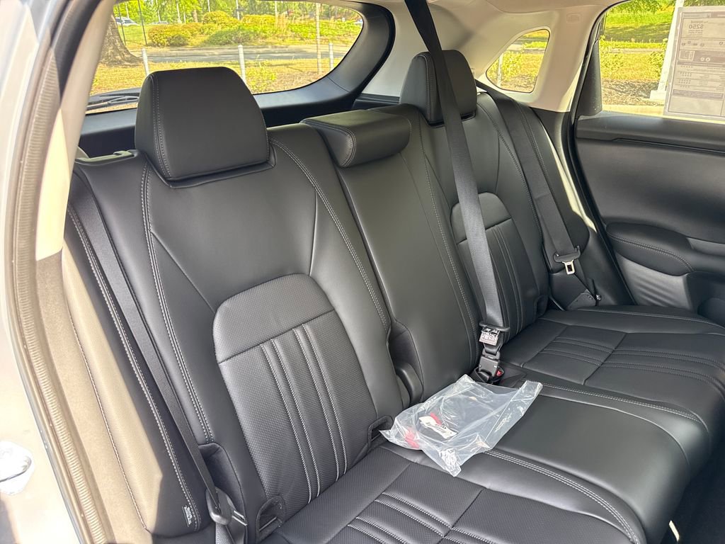 New 2026 Honda HR-V EX-L image 32