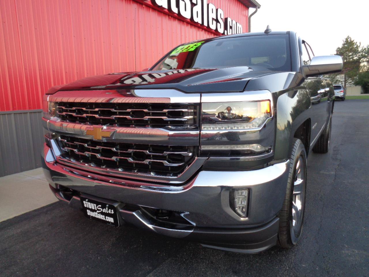 Used 2017 Chevrolet Silverado 1500 LTZ w/ Sport Package AWD/4WD image 11