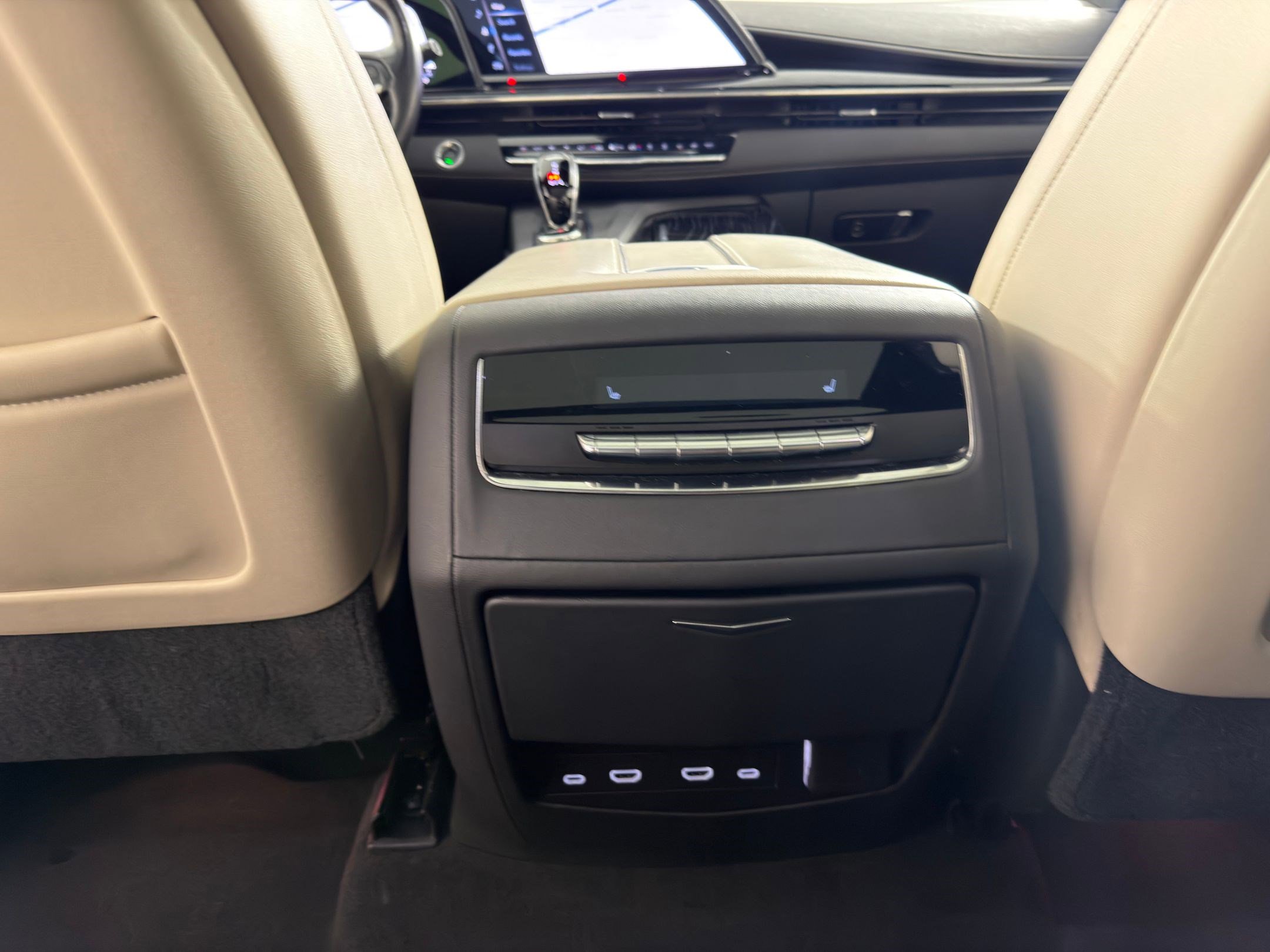 Used 2021 Cadillac Escalade Sport w/ Driver Assist Tech Package image 29