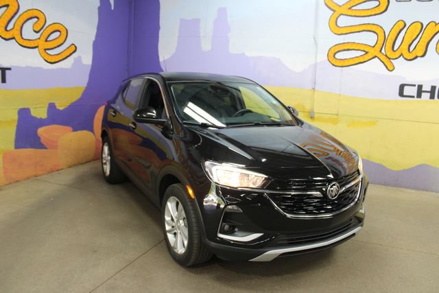 Used 2023 Buick Encore GX Preferred w/ Cold Weather Comfort Package AWD/4WD image 2