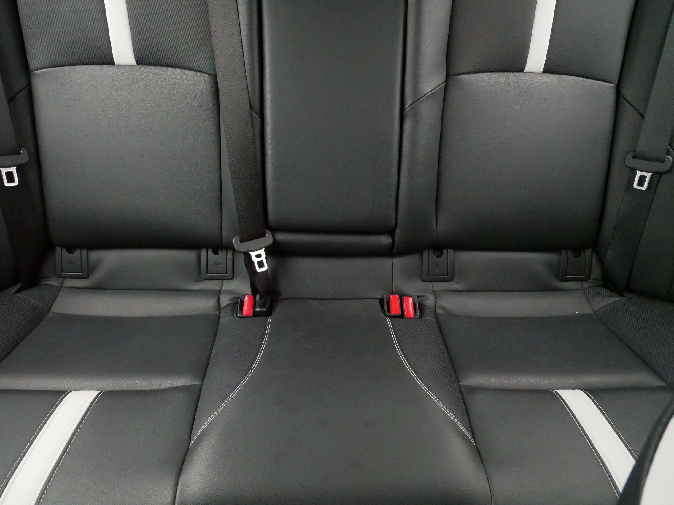 Certified 2025 Toyota Camry SE FWD image 13
