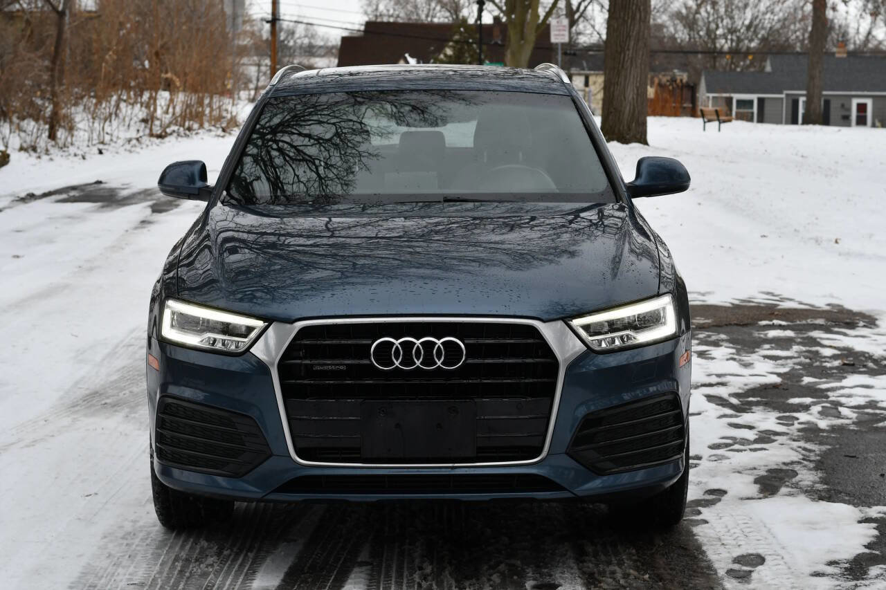 Used 2018 Audi Q3 2.0T Premium Plus w/ Premium Plus Package image 2