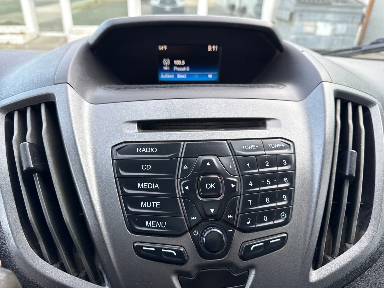 Used 2017 Ford Transit 350 XL RWD image 19