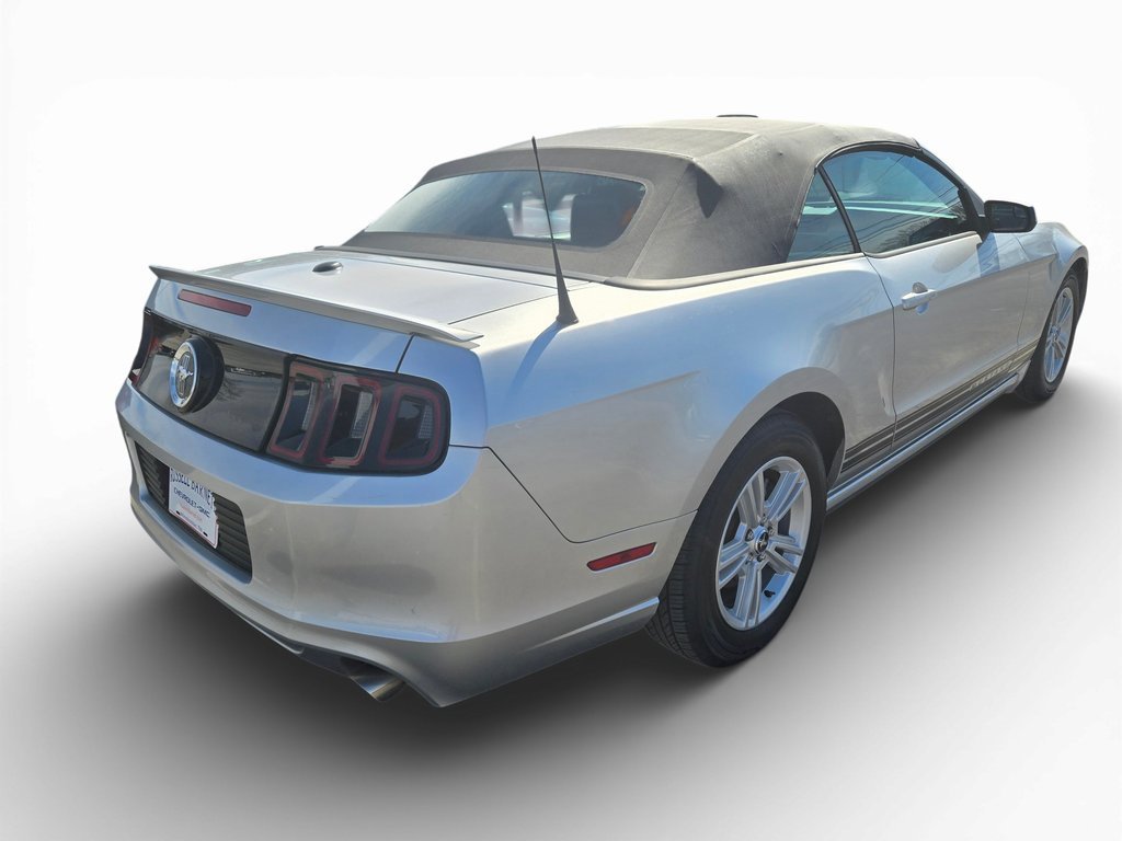 Used 2014 Ford Mustang Premium w/ Comfort Package image 4
