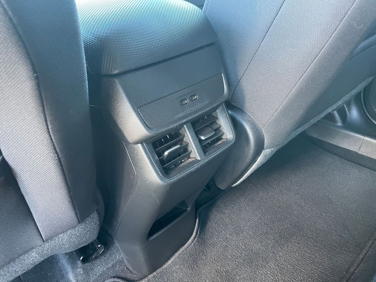 Used 2025 Chevrolet Equinox LT image 23