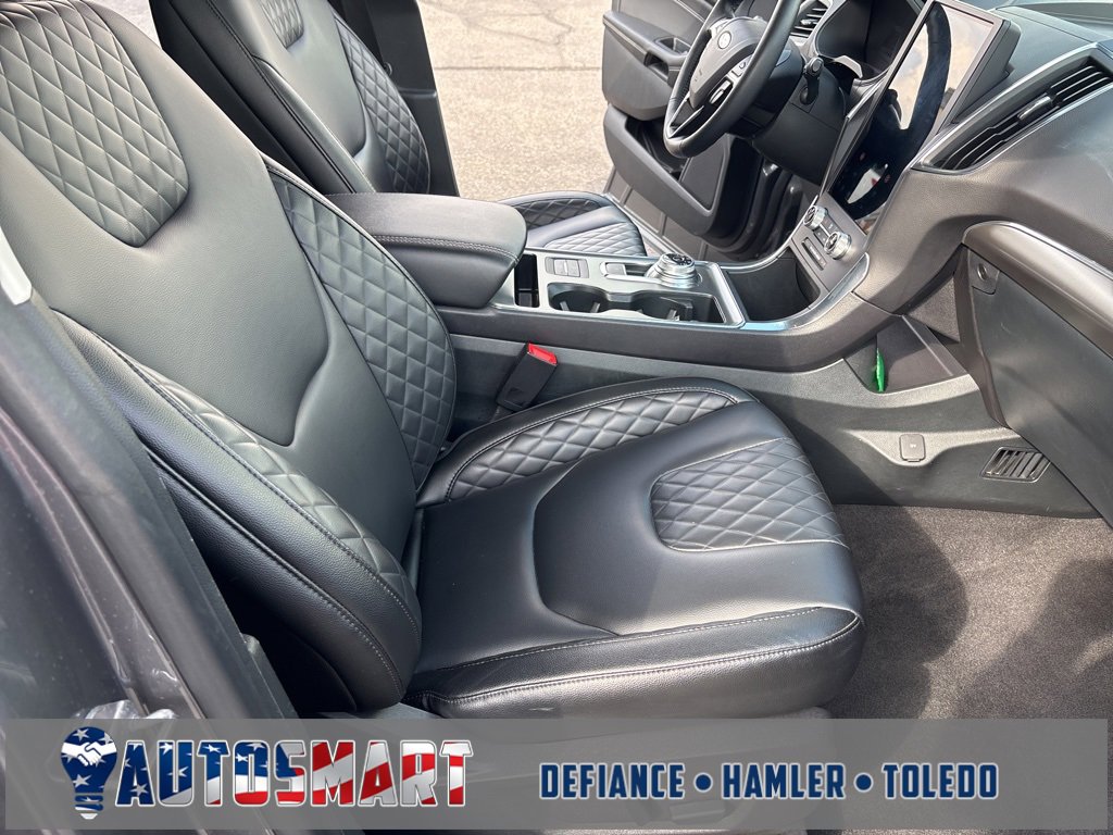 Used 2024 Ford Edge Titanium image 70