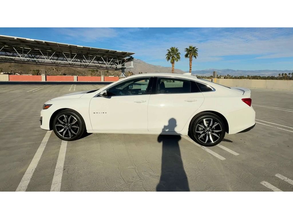 Used 2025 Chevrolet Malibu RS image 5