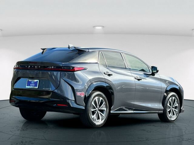 Used 2024 Lexus RZ 300e Premium w/ Technology Package FWD image 6