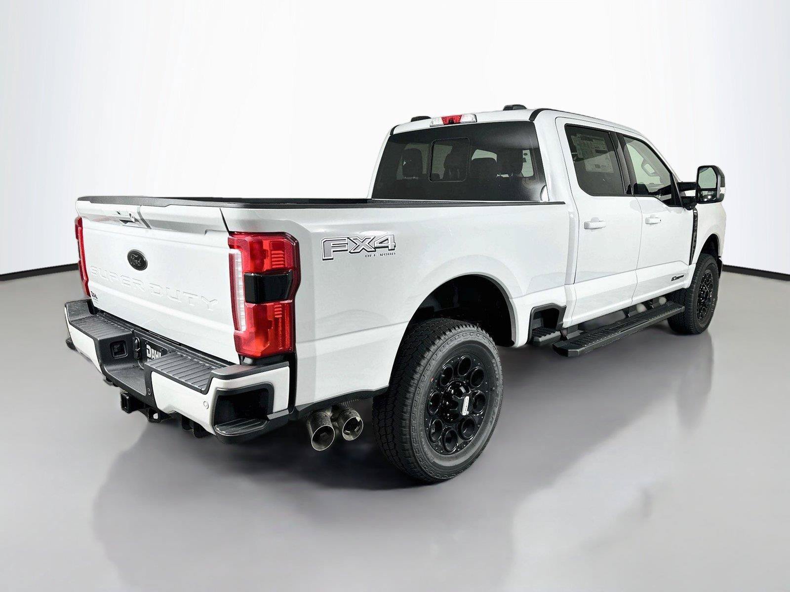 New 2026 Ford F250 Lariat w/ Black Appearance Package AWD/4WD image 13