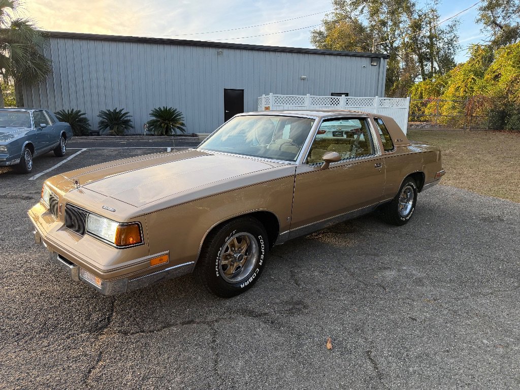 Used 1987 Oldsmobile Cutlass Supreme Brougham