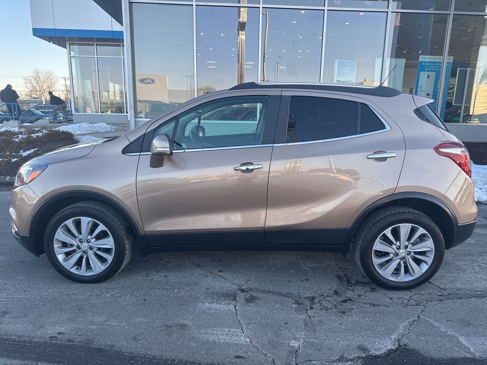 Used 2018 Buick Encore Preferred image 9