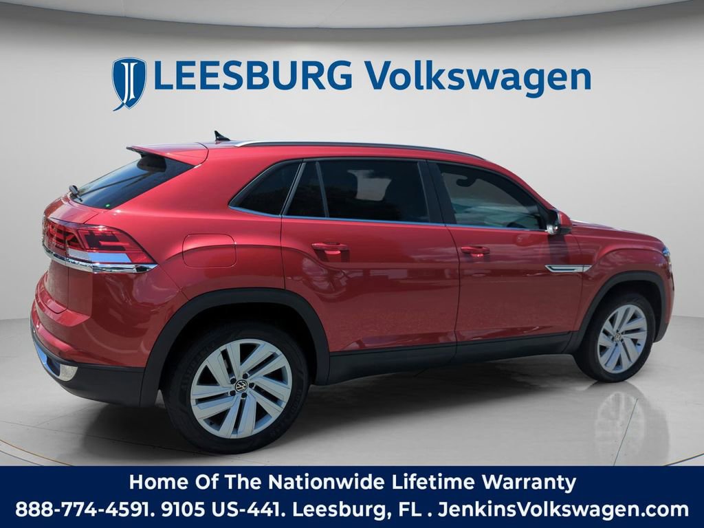Used 2022 Volkswagen Atlas Cross Sport SE FWD image 5