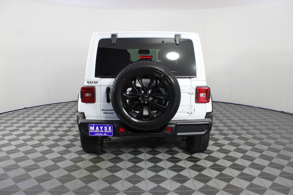 Used 2025 Jeep Wrangler Unlimited Sahara w/ Safety Group AWD/4WD image 22