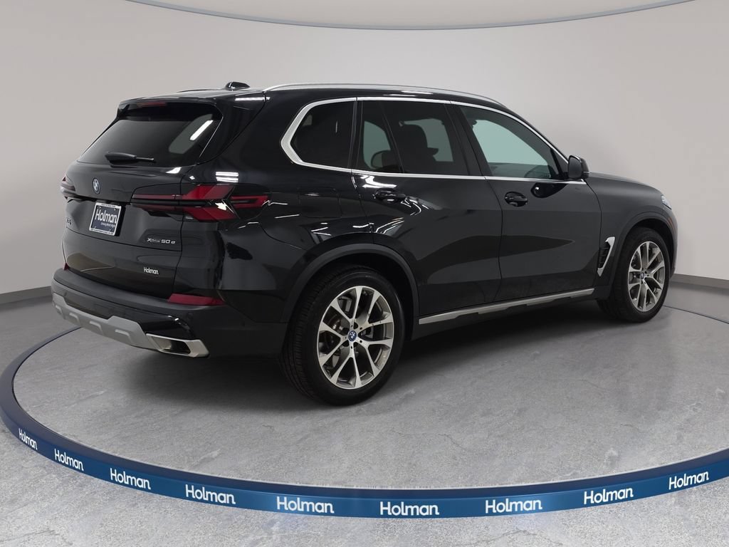 Used 2025 BMW X5 xDrive50e AWD/4WD image 6