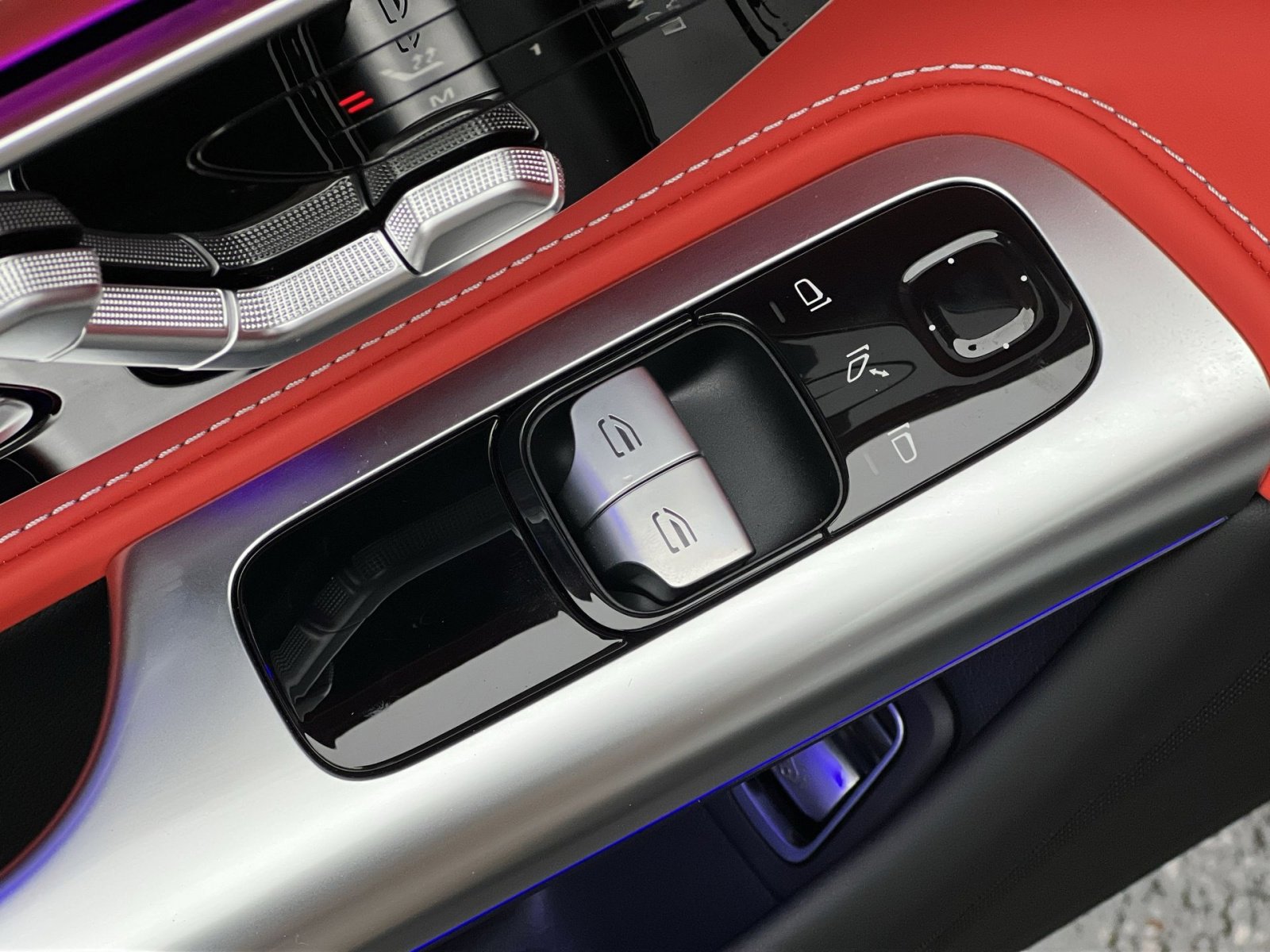 Certified 2025 Mercedes-Benz AMG GT 43 image 13