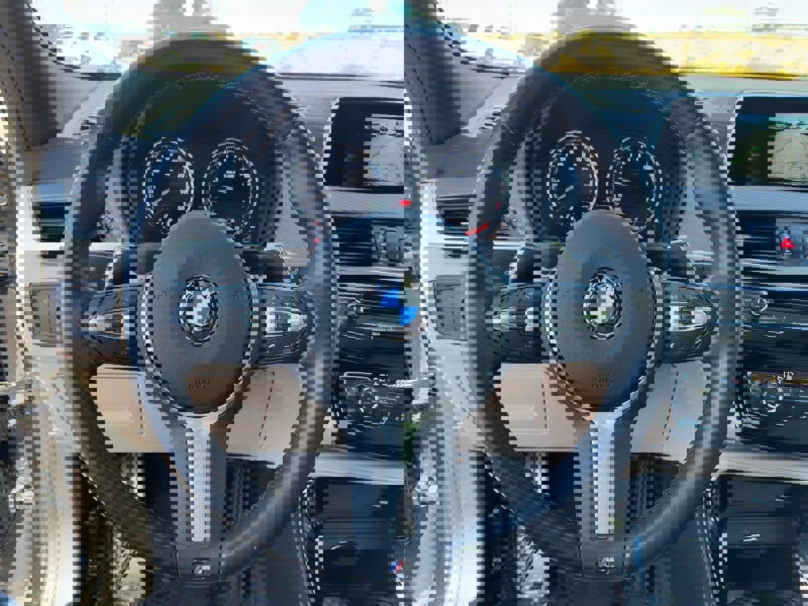 Used 2018 BMW X2 sDrive28i w/ M SportX Package image 18