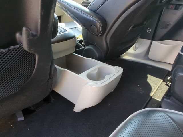 Used 2021 Chrysler Pacifica Limited FWD image 28