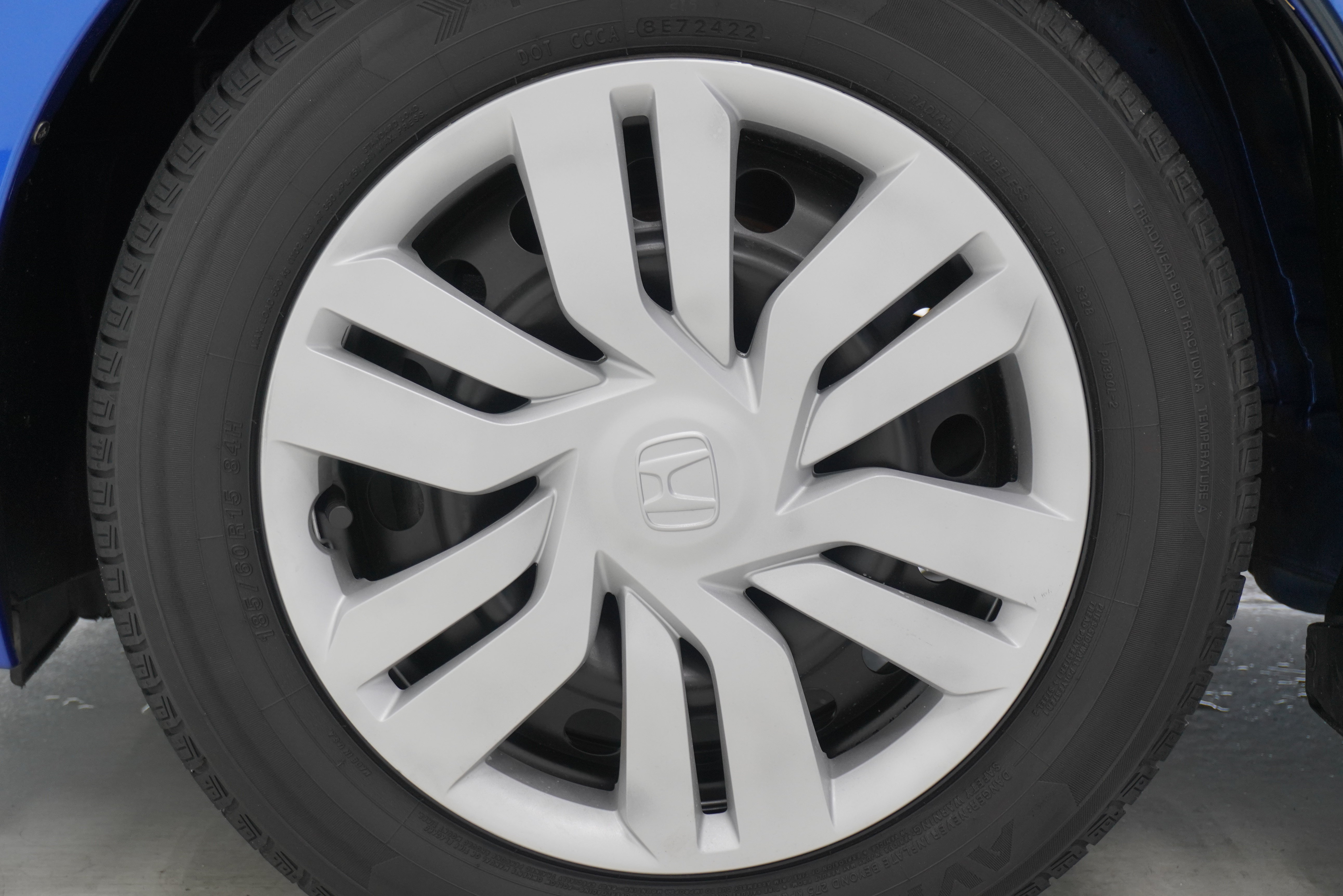 Used 2015 Honda Fit LX image 28