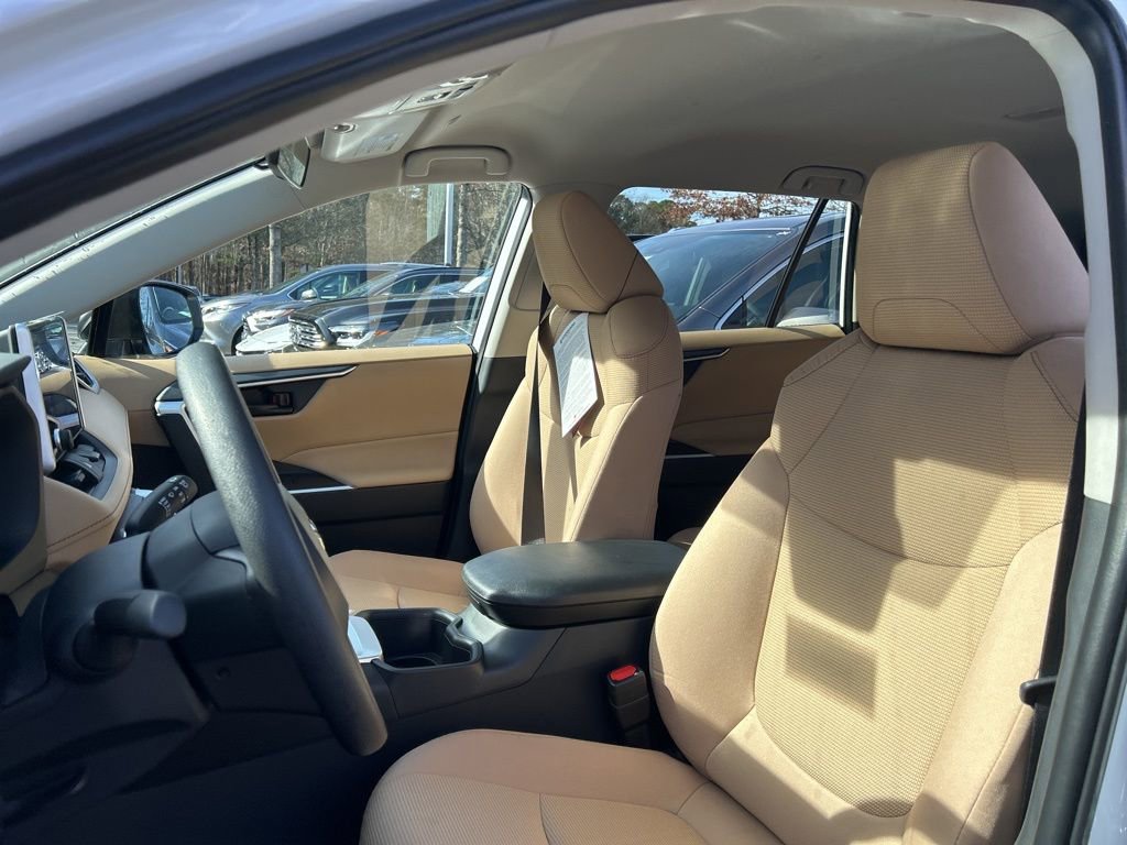 New 2025 Toyota RAV4 LE image 35