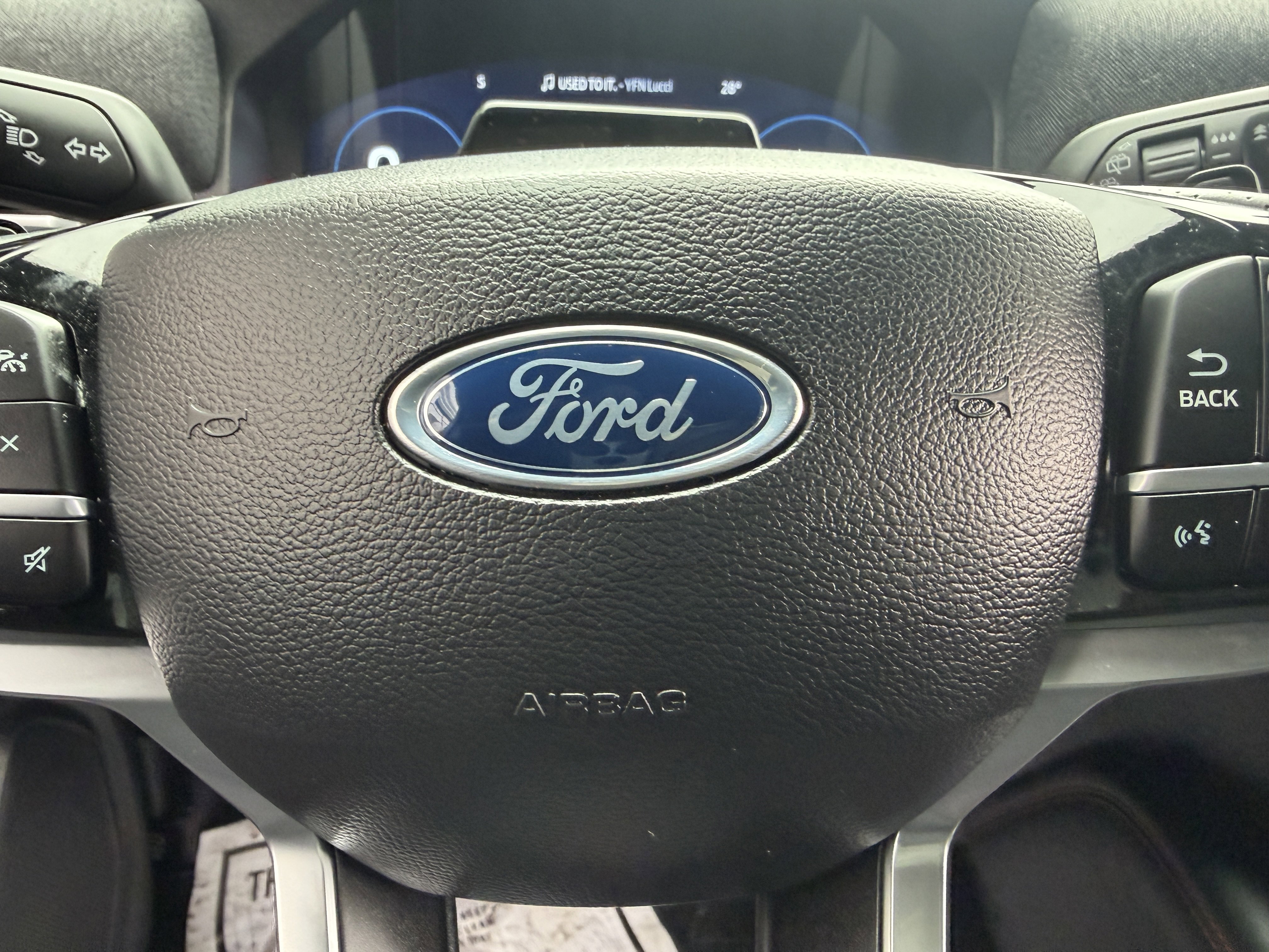 Used 2025 Ford Explorer ST image 39