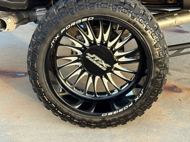 Used 2024 Ford F250 King Ranch w/ FX4 Off-Road Package AWD/4WD image 9
