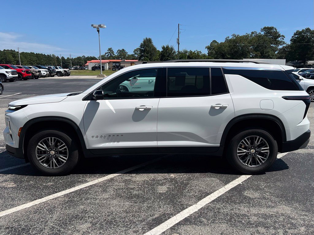 Used 2025 Chevrolet Traverse LT AWD/4WD image 28