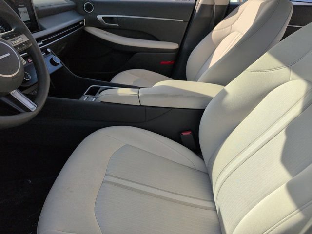 Used 2025 Hyundai Sonata SEL FWD image 24