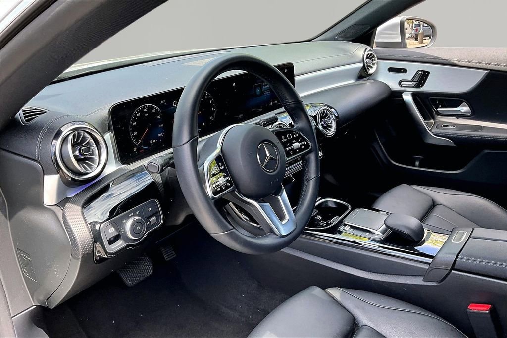 Used 2023 Mercedes-Benz CLA 250 image 12