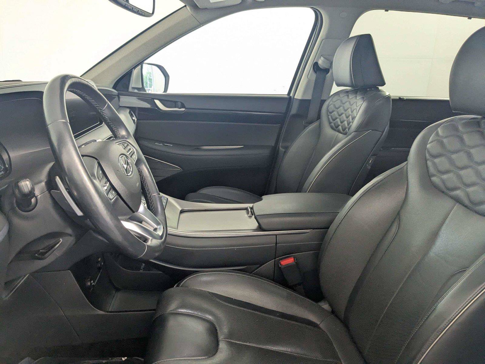 Used 2022 Hyundai Palisade Limited FWD image 11