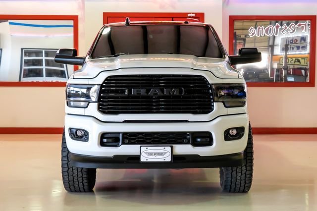 Used 2021 RAM 2500 Big Horn w/ Night Edition AWD/4WD image 9