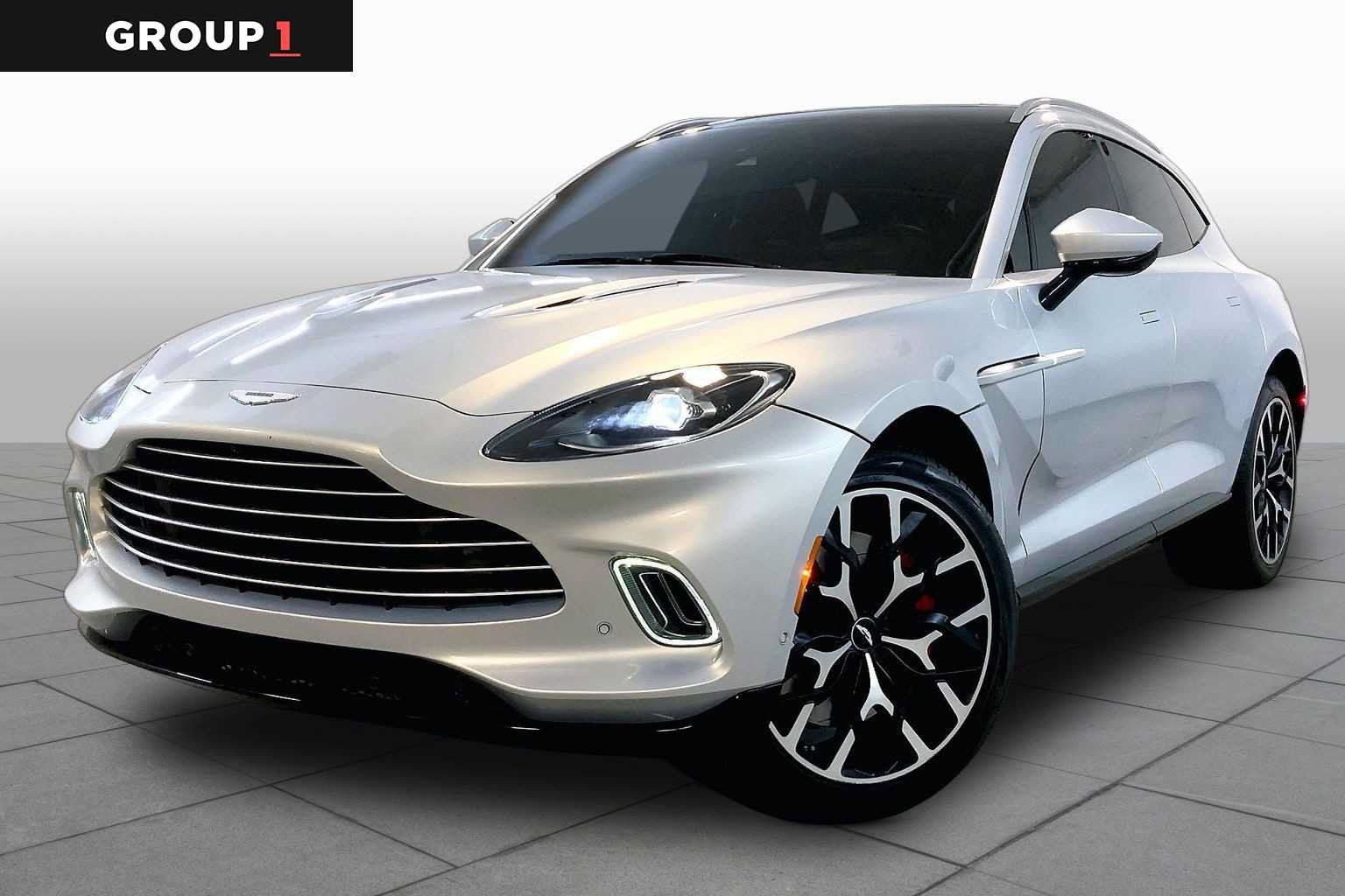 Used 2021 Aston Martin DBX AWD/4WD image 1