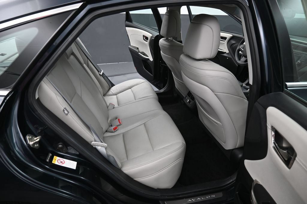 Certified 2016 Toyota Avalon Limited w/ Toyota Safety Sense Package FWD image 34