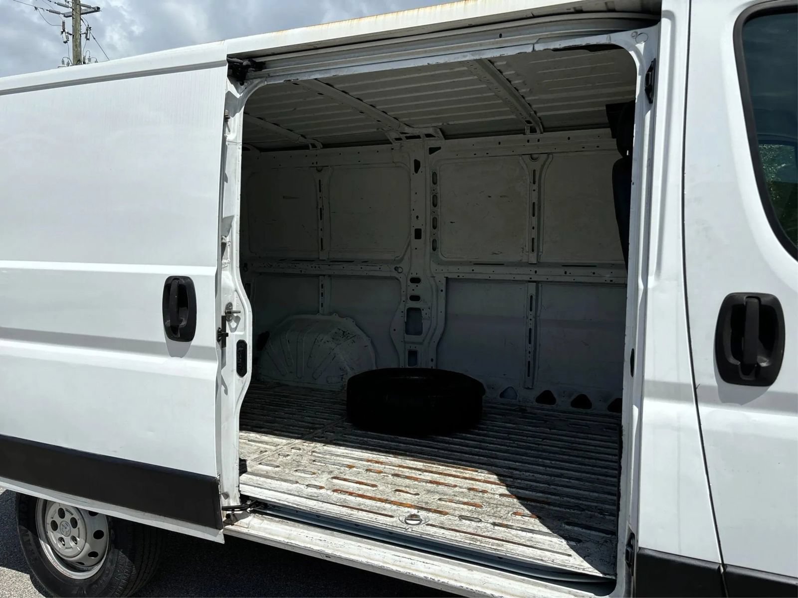 Used 2017 RAM ProMaster 1500 FWD image 10