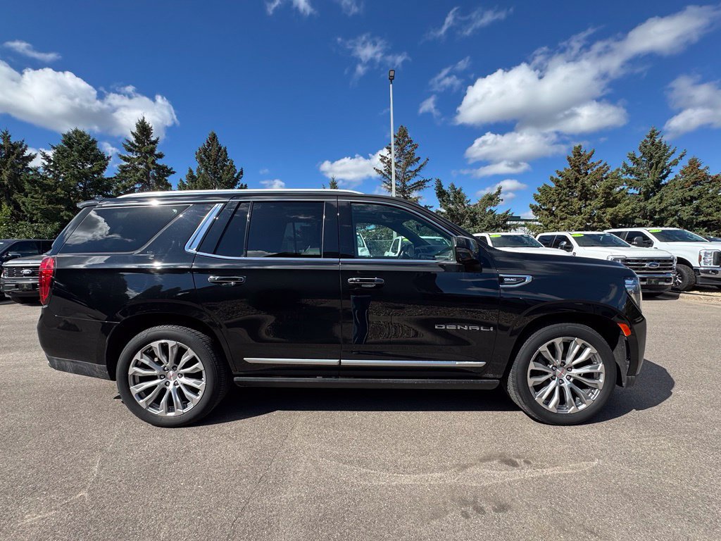 Used 2021 GMC Yukon Denali w/ Denali Ultimate Package AWD/4WD image 7