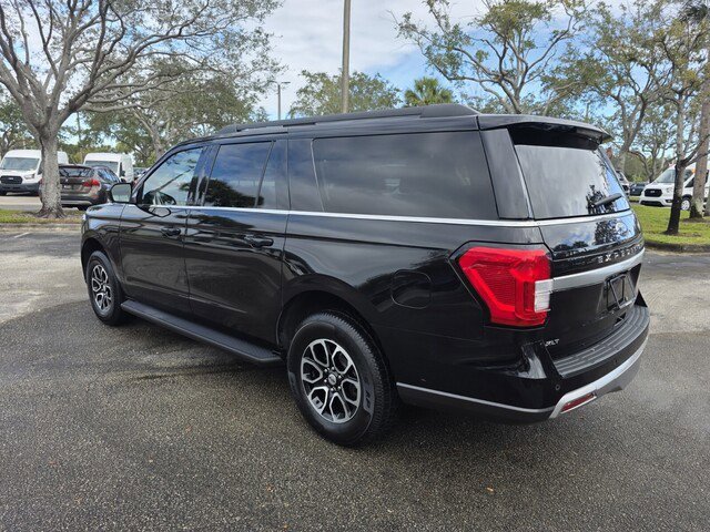Used 2024 Ford Expedition Max XLT image 4