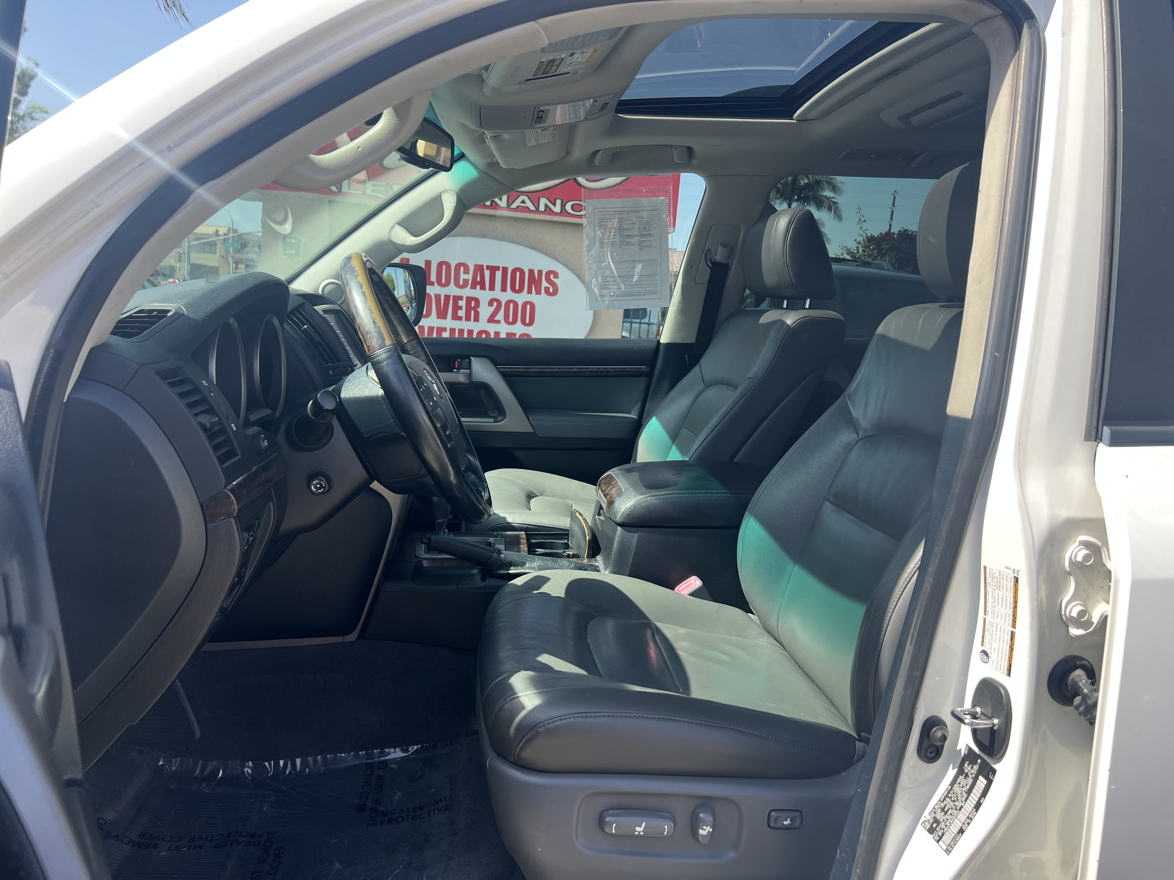 Used 2008 Toyota Land Cruiser AWD/4WD image 11