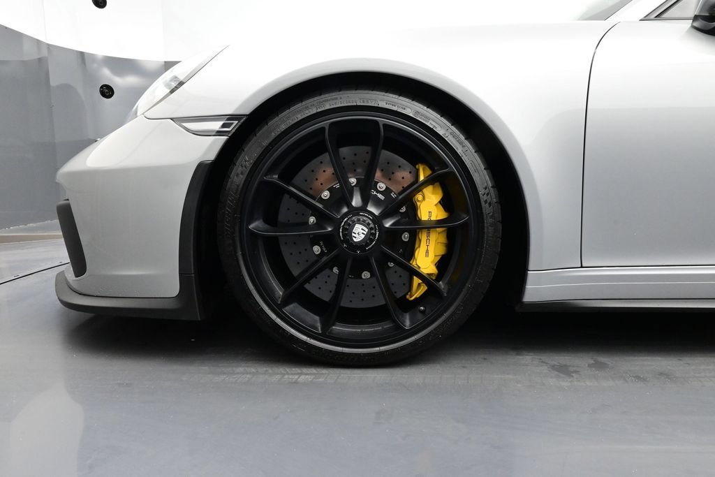 Used 2018 Porsche 911 GT3 RWD image 6