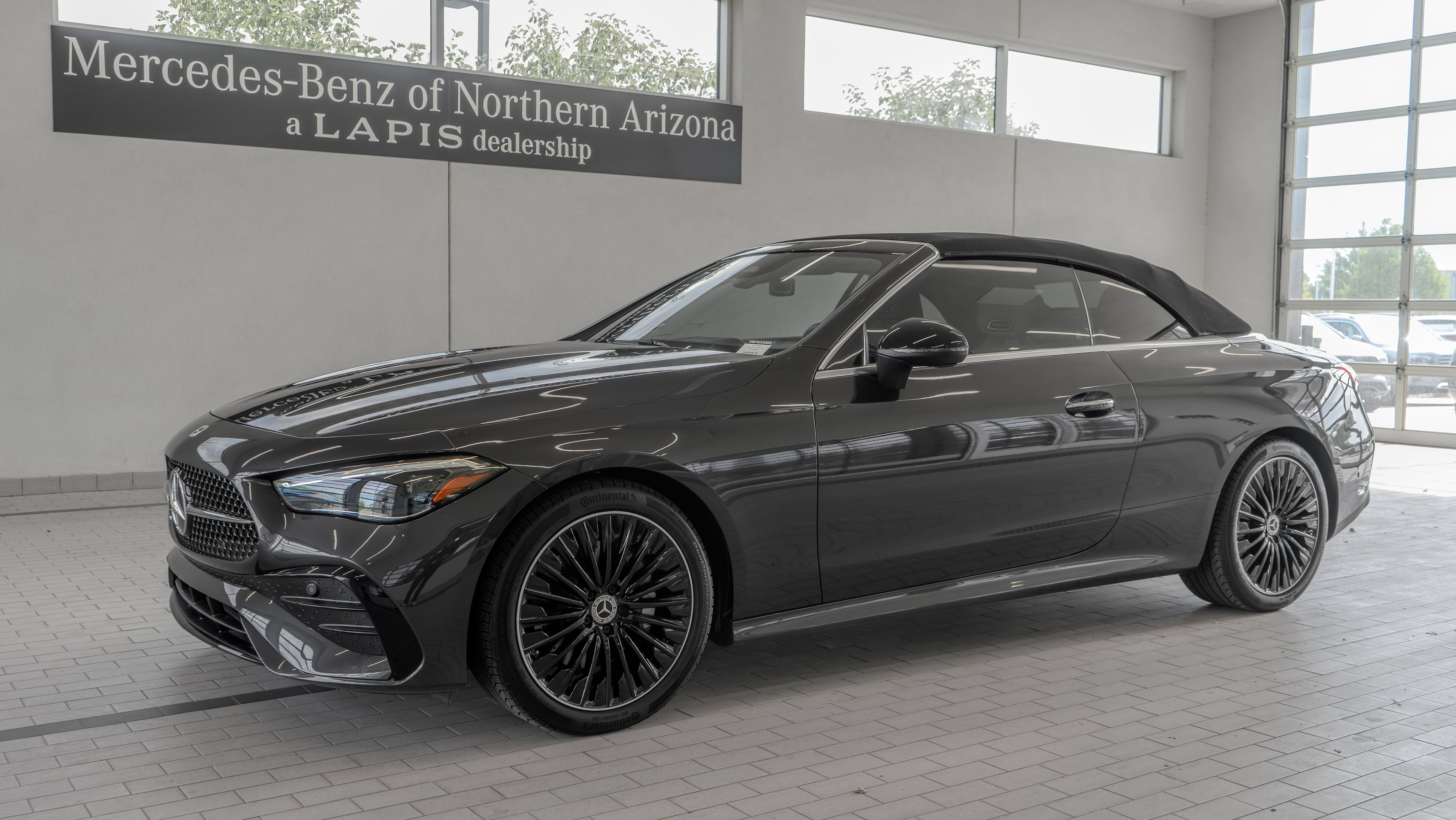 Used 2024 Mercedes-Benz CLE 300 4MATIC Cabriolet image 3