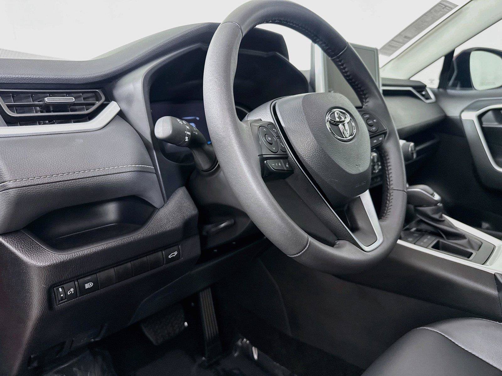 Certified 2025 Toyota RAV4 XLE Premium FWD image 4