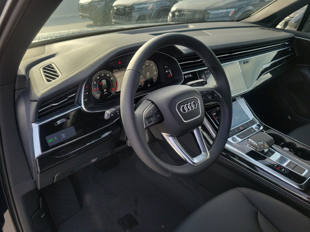 New 2026 Audi Q7 2.0T Premium Plus AWD/4WD image 7