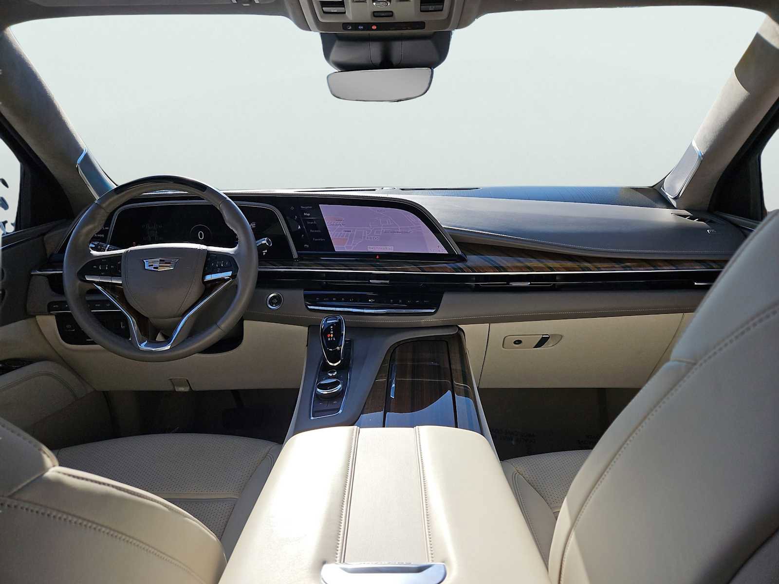 Used 2021 Cadillac Escalade Premium Luxury Platinum image 3