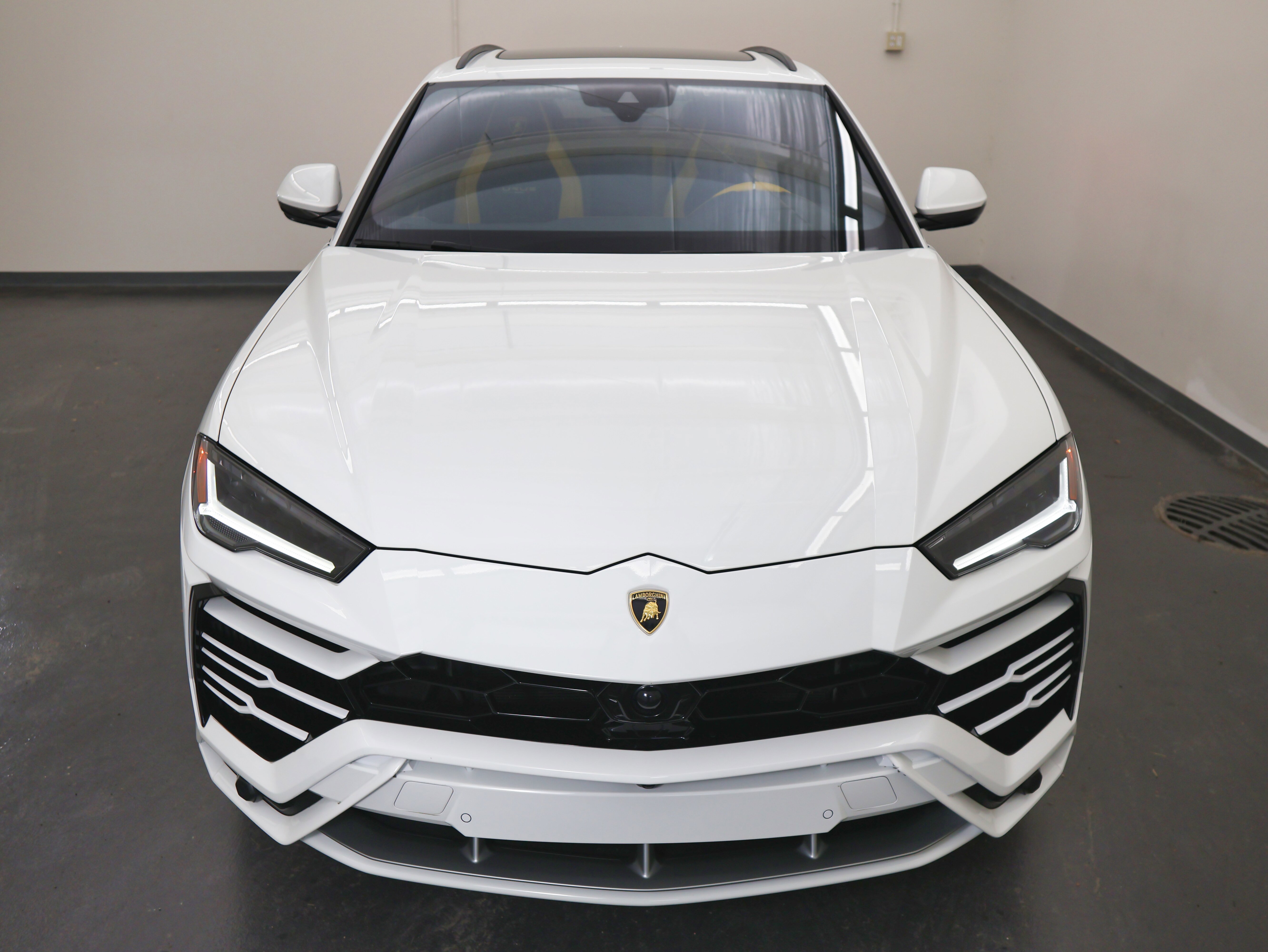 Used 2022 Lamborghini Urus image 9